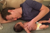 Facebooks mark zuckerberg posts adorable photo with baby