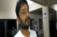 Mla supporters attack on brahmaji son sanjaykumar outer ringroad toalgate shamshabad airport