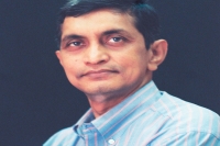 Jayaprakash narayan resigns to loksatta