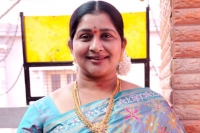 Tdp leader kavitha comments against chandrababu