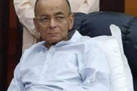 Arun jaitley admitted to aiims kept under observation say reports