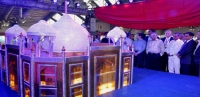 Golden taj for auction at surat