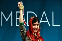 Nobel laureate malala gets us liberty medal