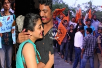 Lovers public kissing in hyderabad against morel policing