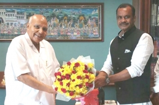 ఏమిటీ కొత్తపార్టీ కిరికిరి..? కోమటిరెడ్డి..