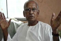 Civil rights leader and famous lawyer bojja tarakam passes away