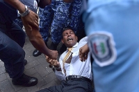 Maldives president mohamed nasheed was forcibly dragged