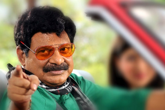 హాస్యనటుడిగా తనదైన ముద్ర వేసుకున్న నాటకవీరుడు
