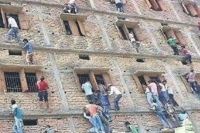 Mass copying gets adventurous in bihar