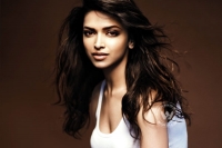 Deepika padukone on remuneration difference of heros and heroines
