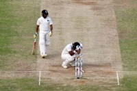 Devastated kl rahul out for 199 as england s bowlers toil on day three
