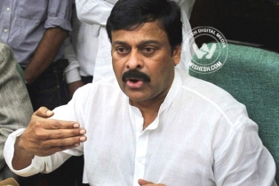 ఏపీ కాంగ్రెస్ కీలక బాధ్యతలు.. చిరంజీవికేనా..?