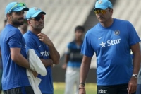 Ravi shastri wants team of 6 assistants retained if picked