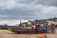 Cyclone shaheen to emerge off gujarat coast by friday morning headed to pakistan