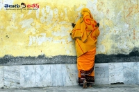 Reason behind why devotees bow in the back of the temple