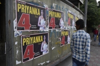 Uproar over priyanka chopra pic in abvp hoardings at delbi university