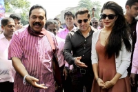 Salman khan agrees to campaign for sri lankan president mahinda rajapaksa upsets tamil parties