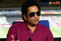 Sachin tendulkar announces contest for fans