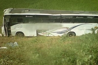 Volvo bus escapes accident rushes into paddy field