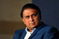 Sunil gavaskar doesn t want virat kohli to be odi captain