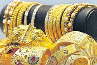 Marraige season effect gold price rise in indian domestic market