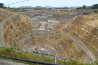 Anantapur district in ap has 16 tonnes of gold mines