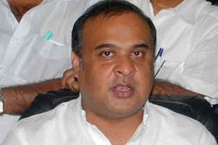 క్యాన్సర్ పై మూడవిశ్వాసాలు ప్రబలేలా మంత్రి వ్యాఖ్యలు
