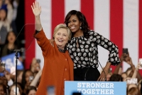 Hillary clinton says open to having michelle obama in cabinet