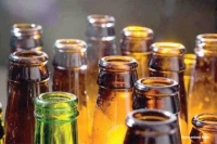 Death toll reaches ten officials suspended in barabanki in spurious liquor case