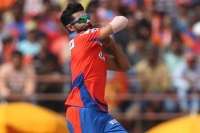 Ravindra jadeja joins reprimand list