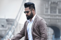 Jr ntr gives nod to act in vakantham vamsi debut direction