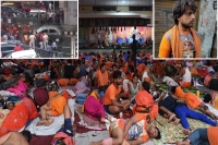 Day after meerut top cop showers kanwariyas with petals pilgrims vandalise vehicle in muzaffarnagar