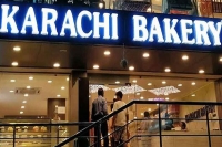 Hyderabad major theft at karachi bakery 10l cash stolen