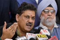 Modi should tell me what i have done wrong kirti azad