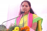Singareni union leader mallaiah fires on kavitha