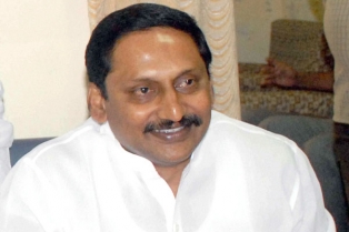 పాలిటిక్స్ లోకి రీఎంట్రీకి సమయం వచ్చిందా.?