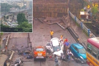 Kolkata bridge collapse five dead and 15 trapped