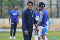 Anil kumble s new contract to be discussed after champions trophy