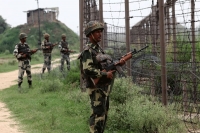 Indian army crosses loc kills 3 pakistani soldiers