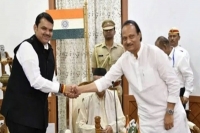 Devendra fadnavis sworn in as maharashtra cm ajit pawar deputy cm