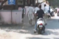 Man seen walking with wife s head on pune road