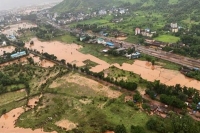 136 dead over 84 000 evacuated as heavy rains batter maharashtra
