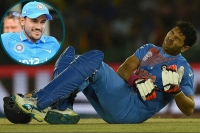 Manish pandey called up as stand by for injured yuvraj singh