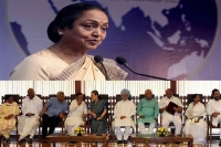 Opposition picks meira kumar as their presidential candidate