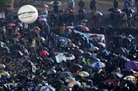 Argentina fans plead for messi to reconsider