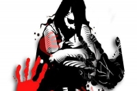 16 year old girl abducted repeatedly gnagraped in mumbai