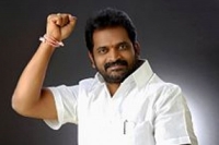 Trs mla srinivas goud too travels in nayini way