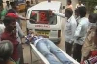 Suicide attempts by man with his 4 children in front of trs leader irfan house