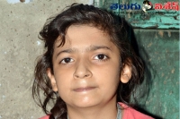 Modi helps 8 years old girl