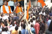 Hanuman chalisa row security beefed up as sena workers stage huge stir outside navneet rana s mumbai house